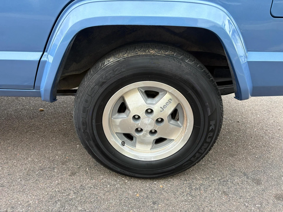 1989 Jeep XJ Cherokee - Image 19 of 31