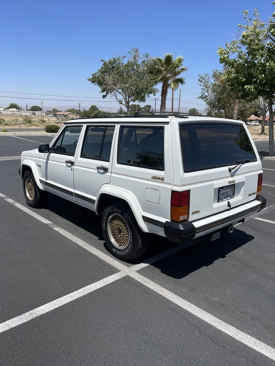 1989 Jeep XJ Cherokee - Image 7 of 31