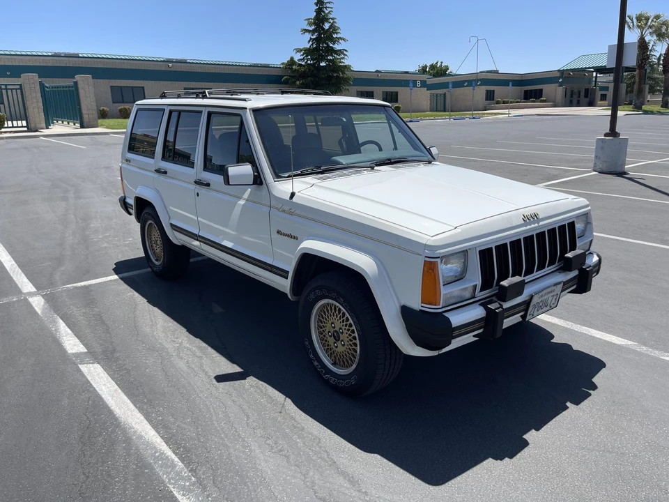 1989 Jeep XJ Cherokee - Image 13 of 31