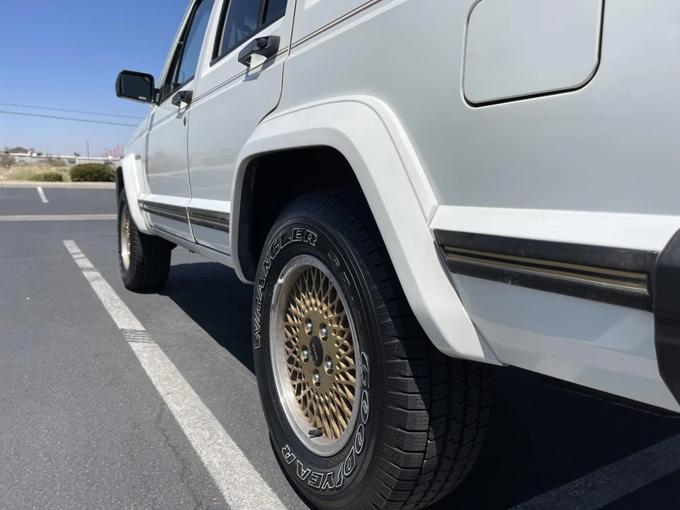 1989 Jeep XJ Cherokee - Image 23 of 31