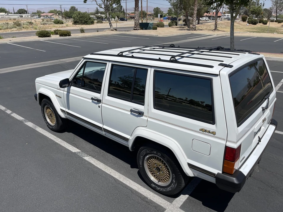 1989 Jeep XJ Cherokee - Image 6 of 31