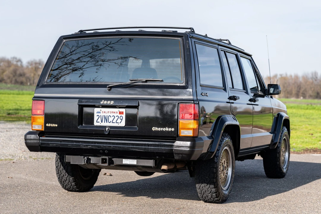 1989 Jeep XJ Cherokee - Image 7 of 31