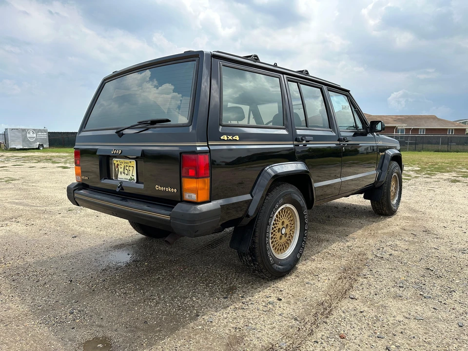 1989 Jeep XJ Cherokee - Image 15 of 31