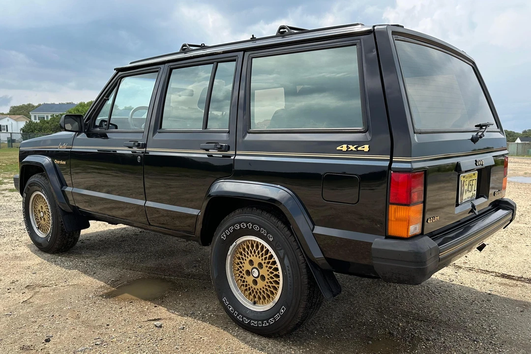 1989 Jeep XJ Cherokee - Image 4 of 31