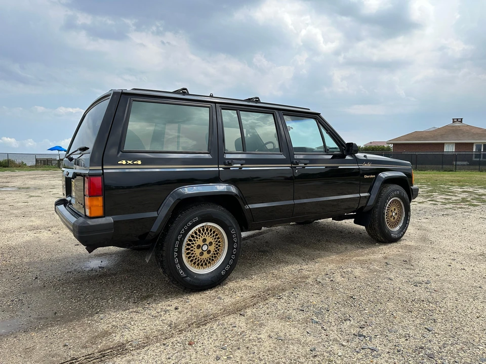 1989 Jeep XJ Cherokee - Image 16 of 31