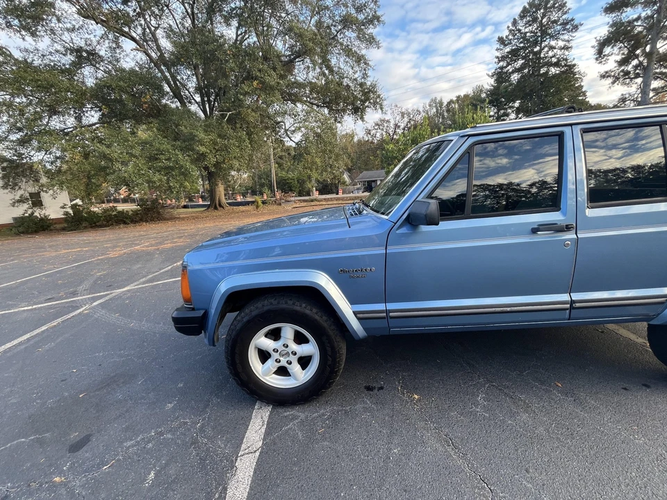 1989 Jeep XJ Cherokee - Image 19 of 31