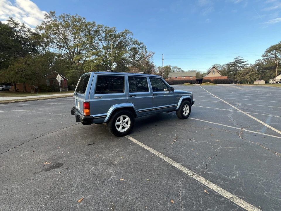 1989 Jeep XJ Cherokee - Image 9 of 31