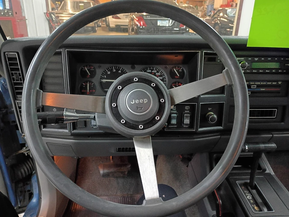 1989 Jeep XJ Cherokee - Image 19 of 31