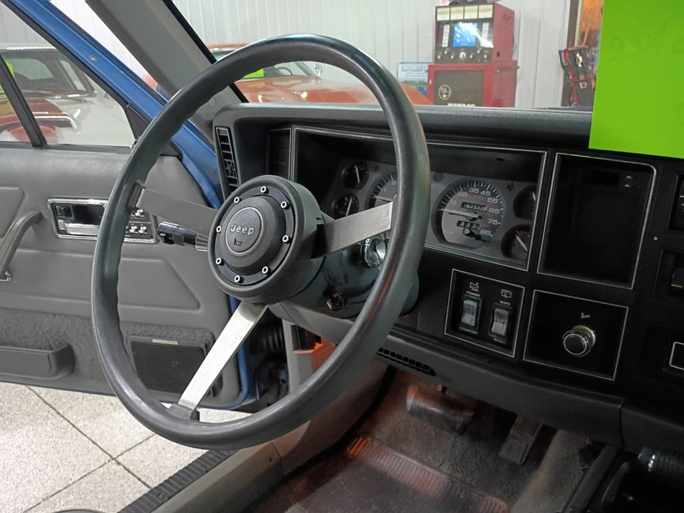 1989 Jeep XJ Cherokee - Image 18 of 31