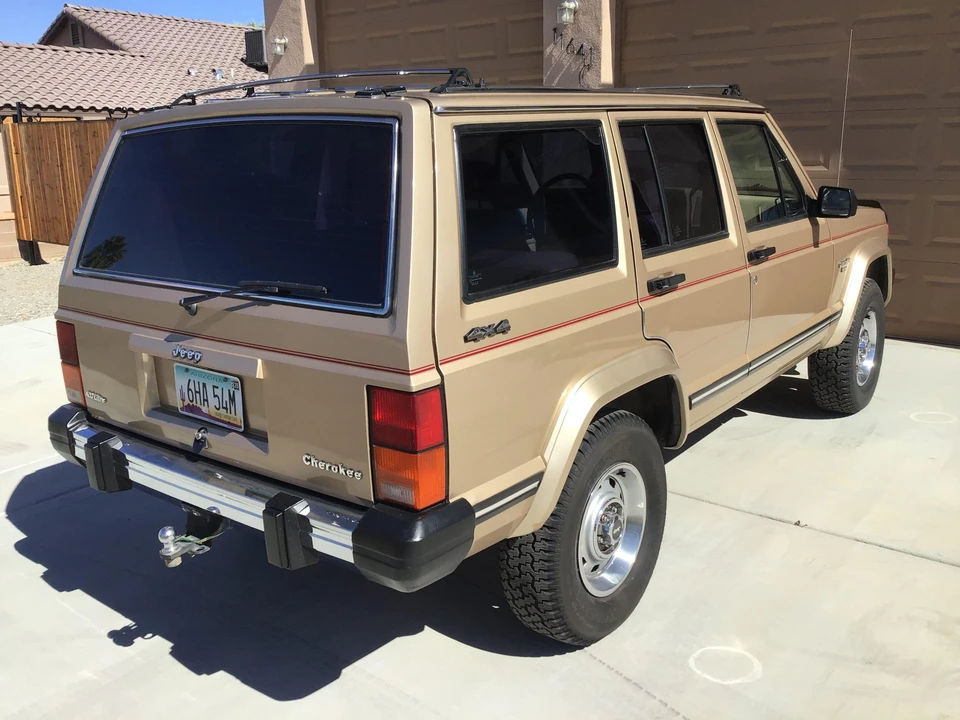 1989 Jeep XJ Cherokee - Image 9 of 31