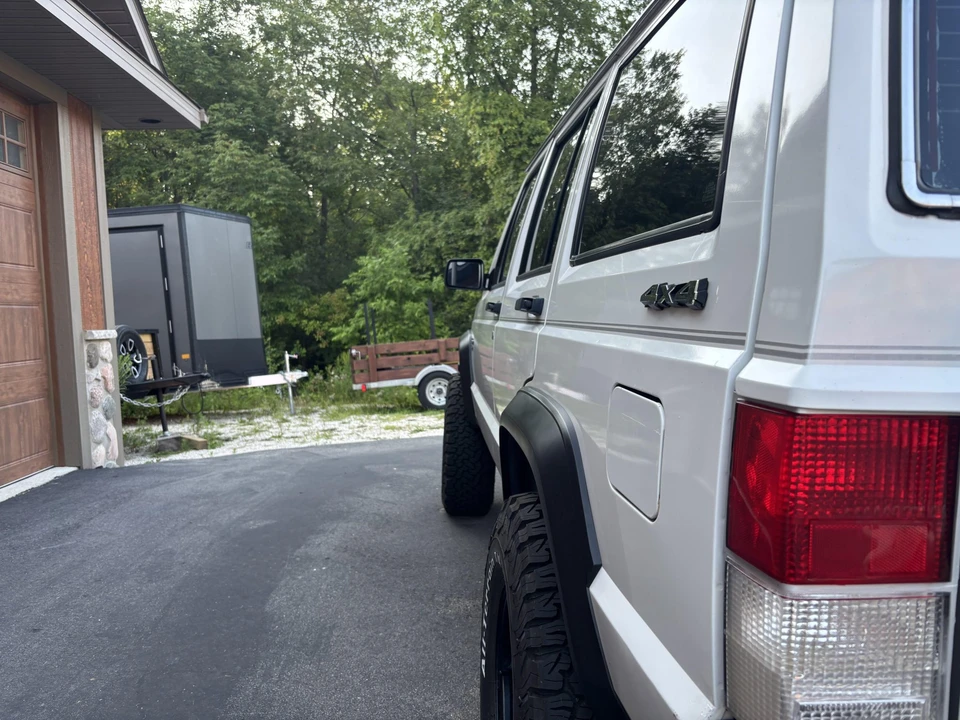 1989 Jeep XJ Cherokee - Image 23 of 31