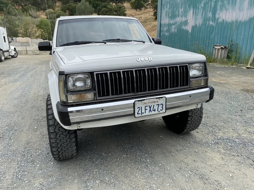 1989 Jeep XJ Cherokee - Image 18 of 31