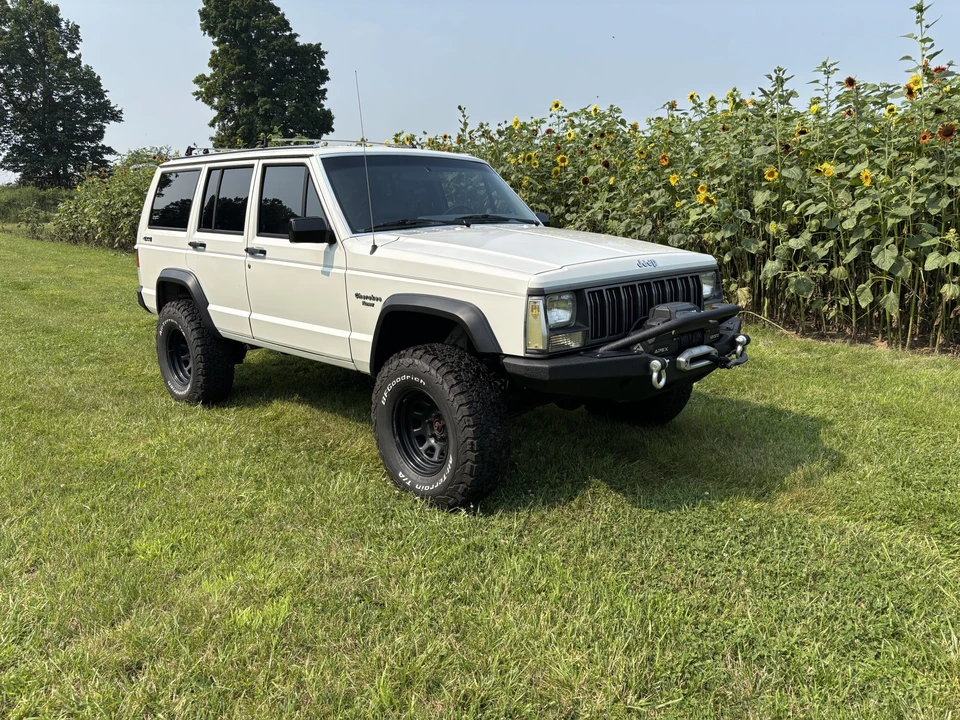 1989 Jeep XJ Cherokee - Image 12 of 31