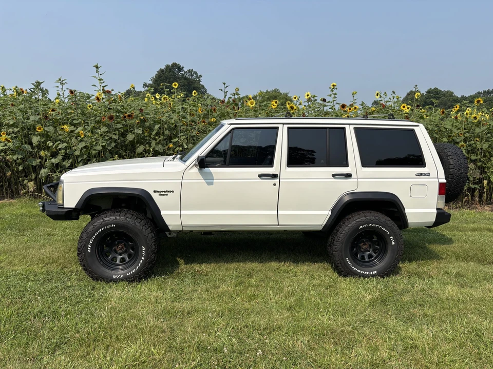 1989 Jeep XJ Cherokee - Image 6 of 31