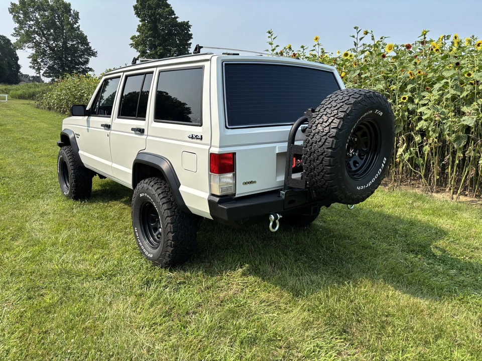 1989 Jeep XJ Cherokee - Image 7 of 31