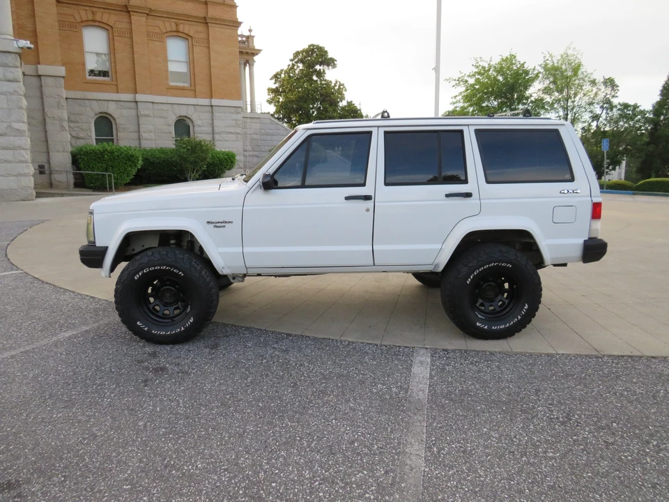 1989 Jeep XJ Cherokee - Image 8 of 31