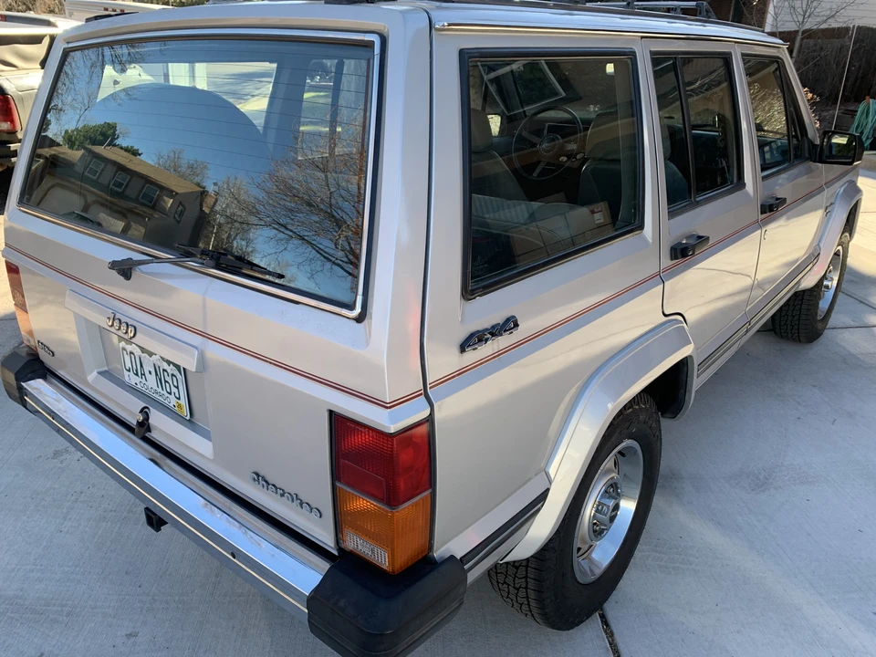 1989 Jeep XJ Cherokee - Image 15 of 31