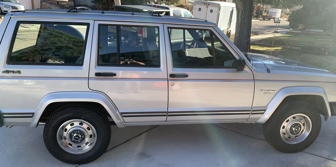 1989 Jeep XJ Cherokee - Image 19 of 31