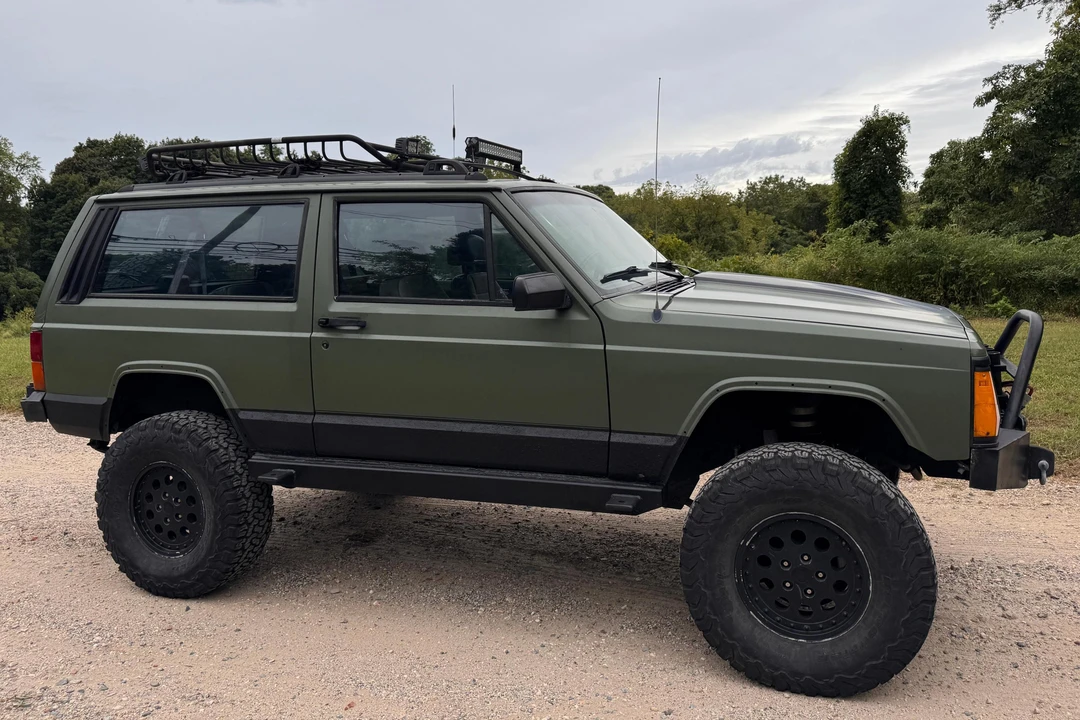 1989 Jeep XJ Cherokee - Image 17 of 31