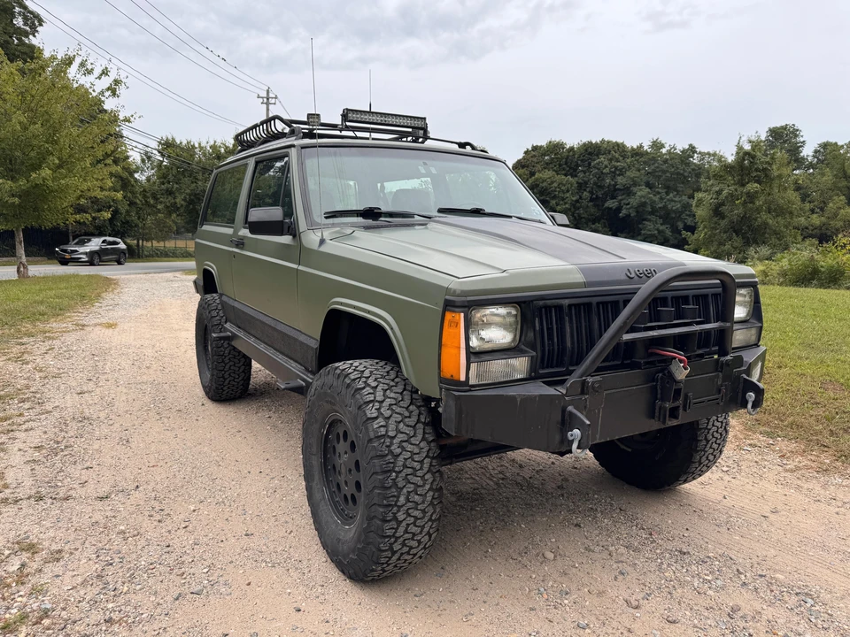 1989 Jeep XJ Cherokee - Image 19 of 31