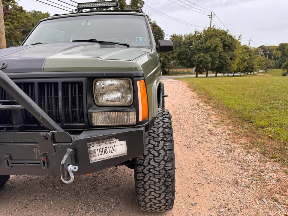1989 Jeep XJ Cherokee - Image 24 of 31