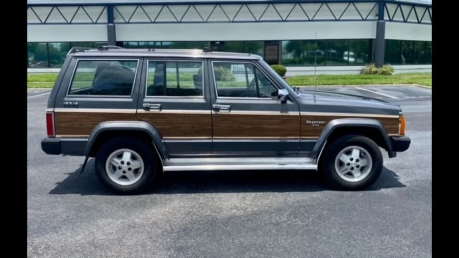 1989 Jeep XJ Cherokee - Image 19 of 22
