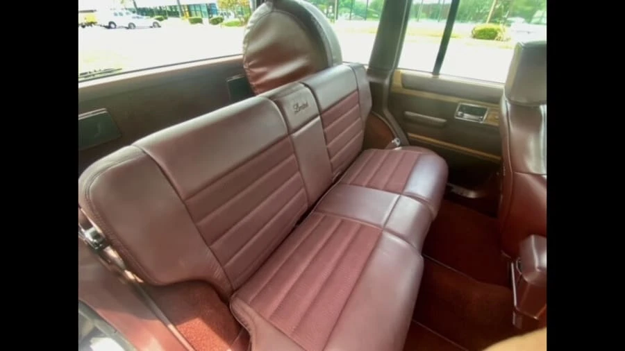 1989 Jeep XJ Cherokee - Image 11 of 22