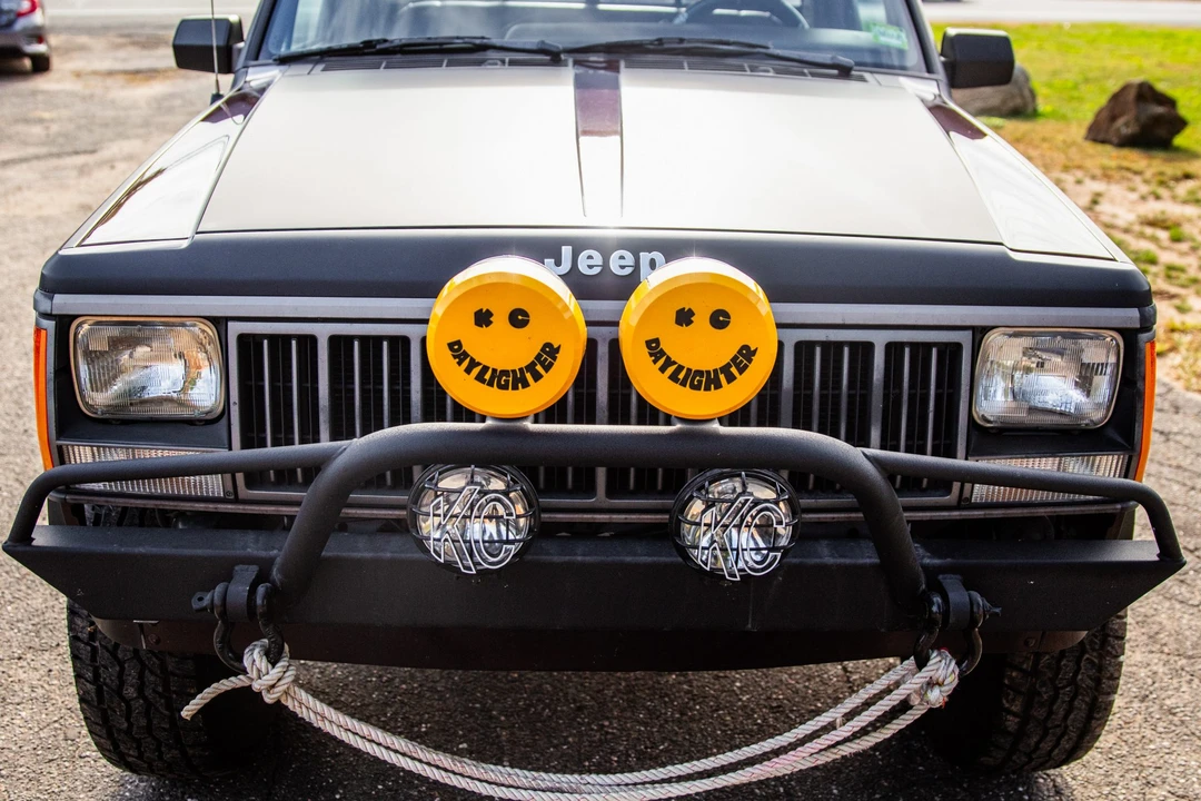 1989 Jeep Comanche - Image 10 of 31