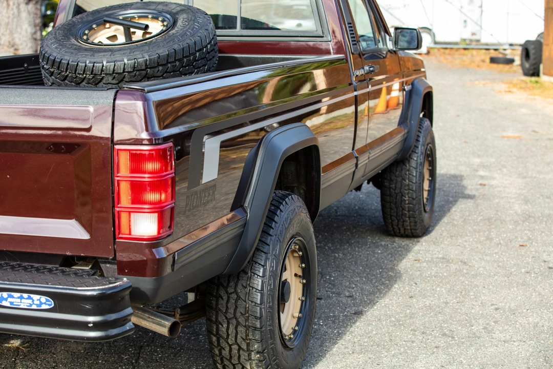 1989 Jeep Comanche - Image 19 of 31
