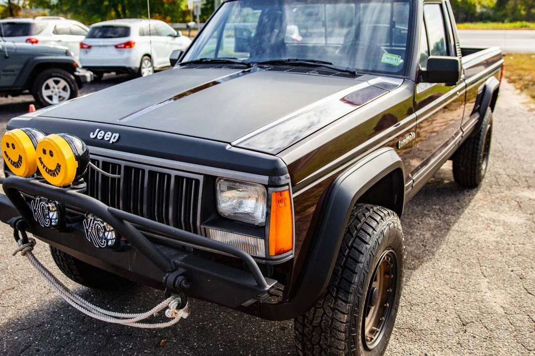 1989 Jeep Comanche - Image 9 of 31