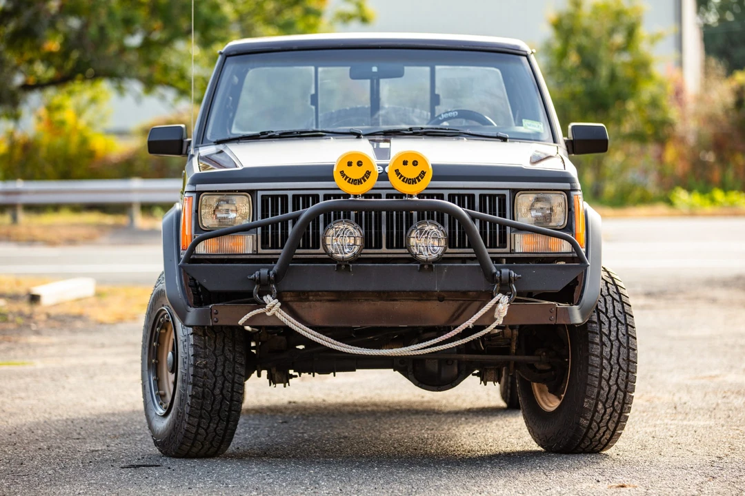 1989 Jeep Comanche - Image 2 of 31
