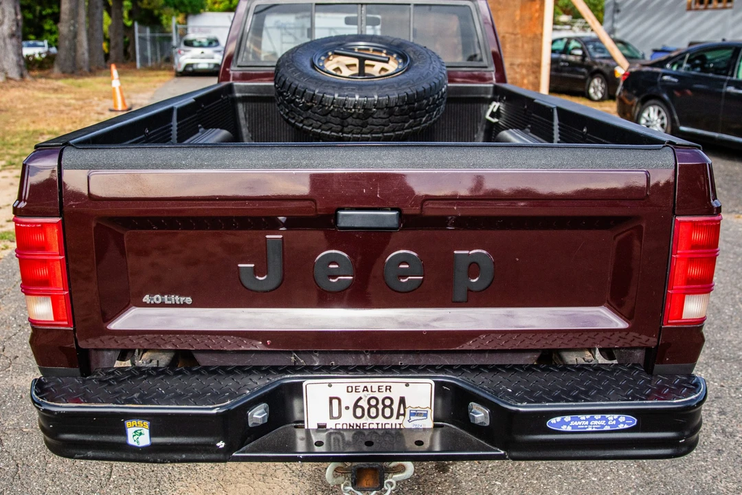 1989 Jeep Comanche - Image 22 of 31