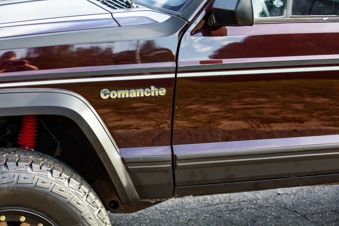1989 Jeep Comanche - Image 28 of 31