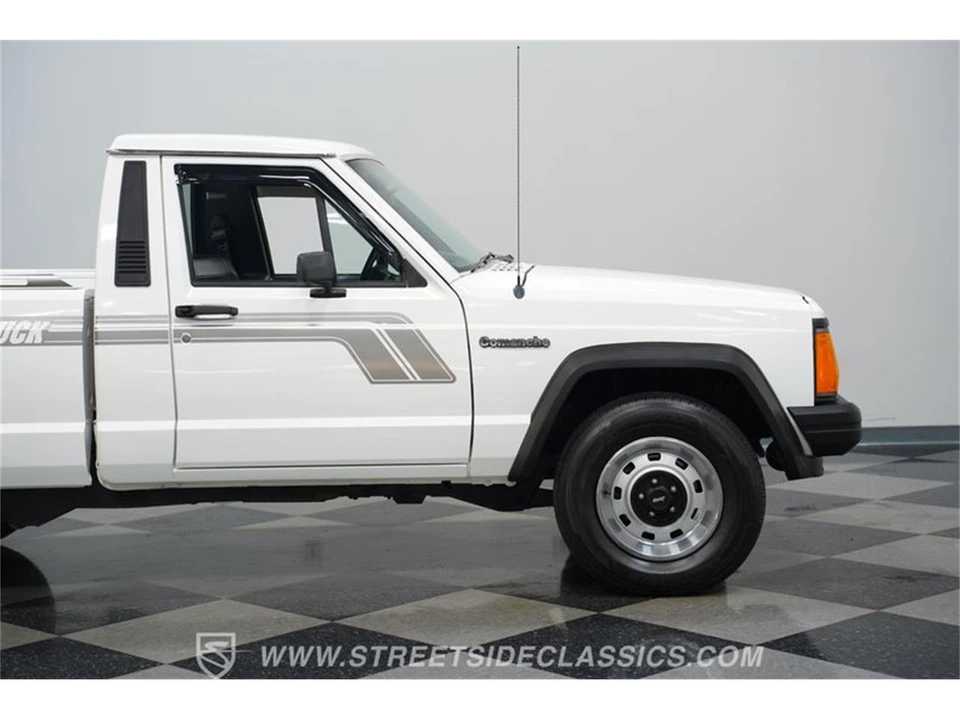 1989 Jeep Comanche - Image 28 of 31
