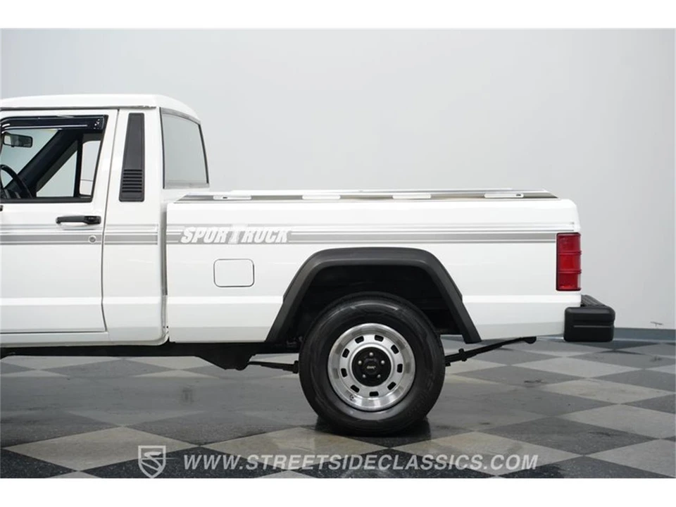 1989 Jeep Comanche - Image 22 of 31