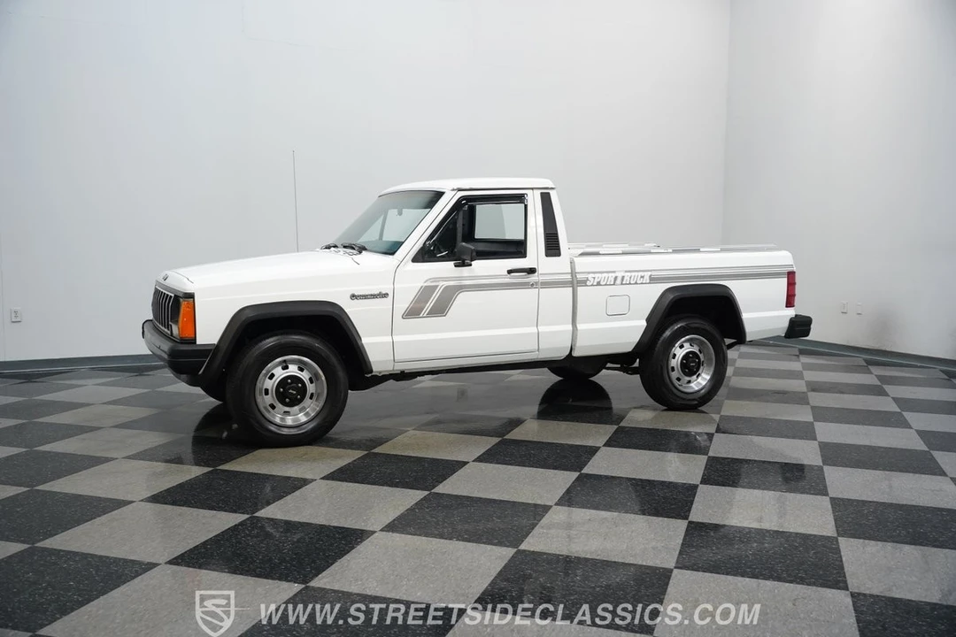 1989 Jeep Comanche - Image 8 of 31