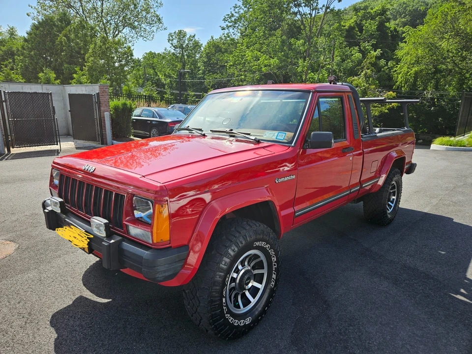 1989 Jeep Comanche - Image 2 of 31