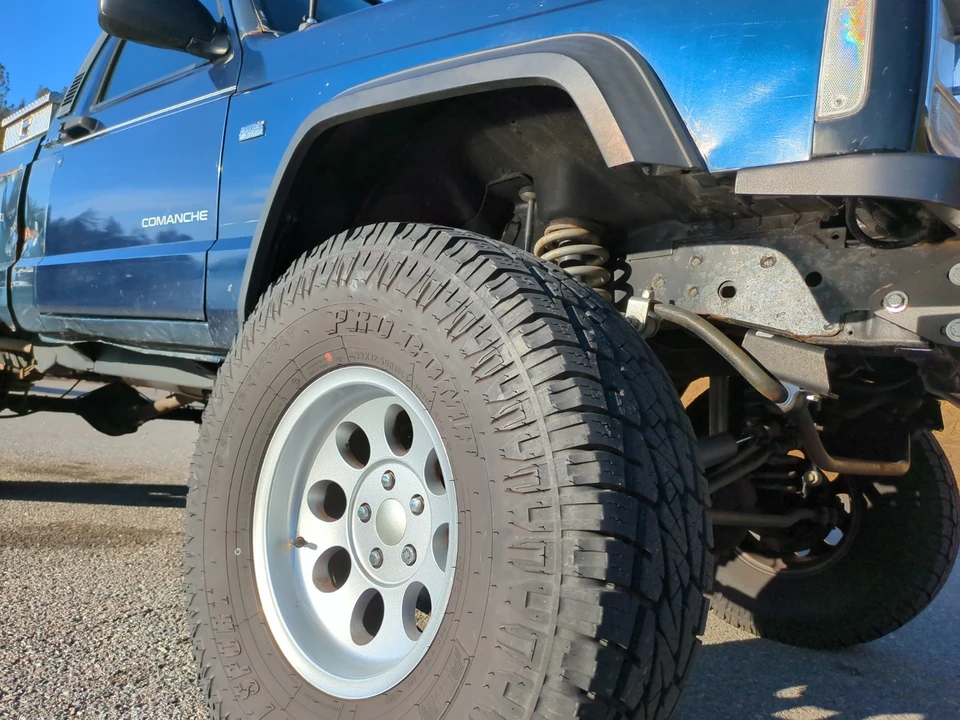 1989 Jeep Comanche - Image 7 of 21