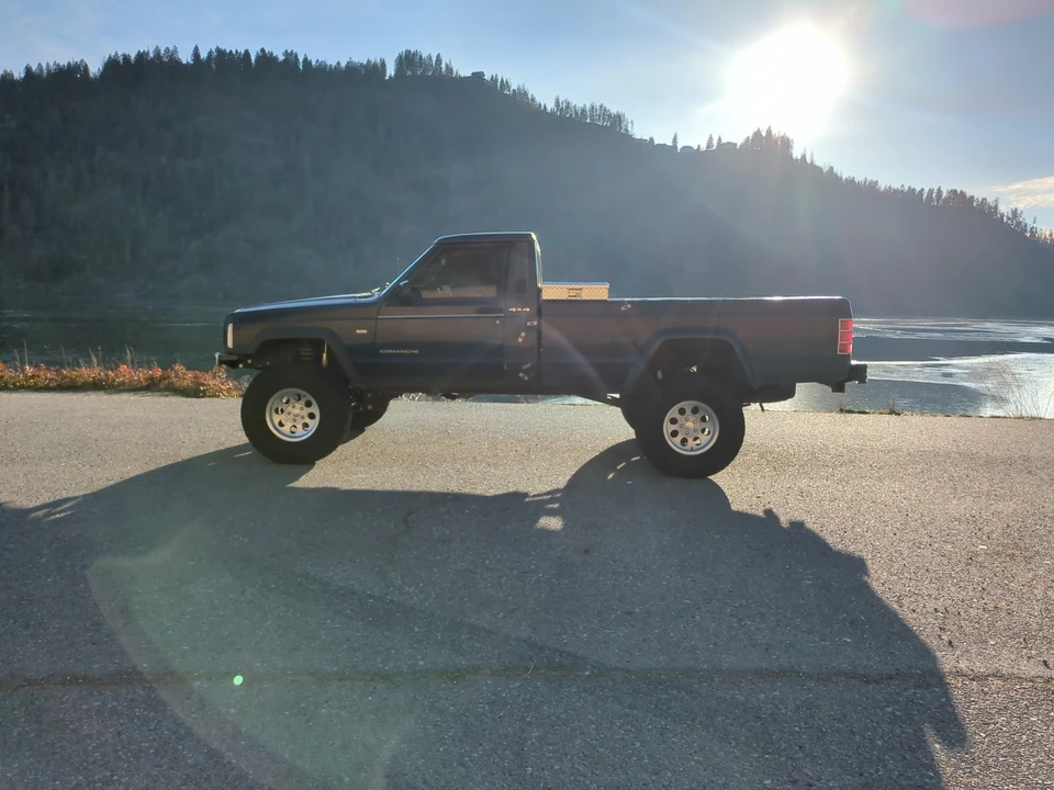 1989 Jeep Comanche - Image 2 of 21