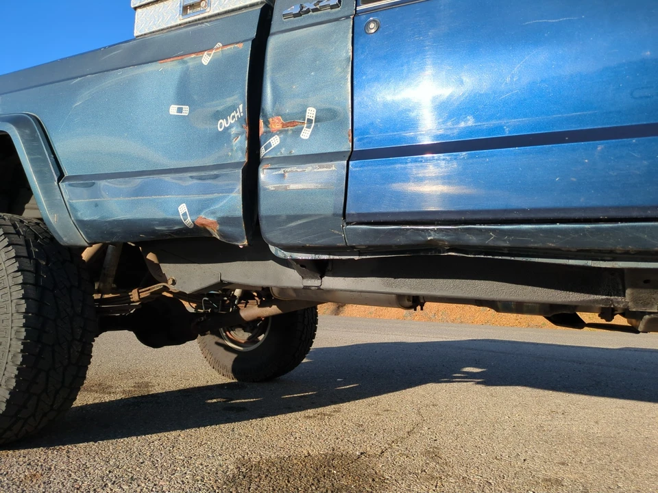 1989 Jeep Comanche - Image 9 of 21