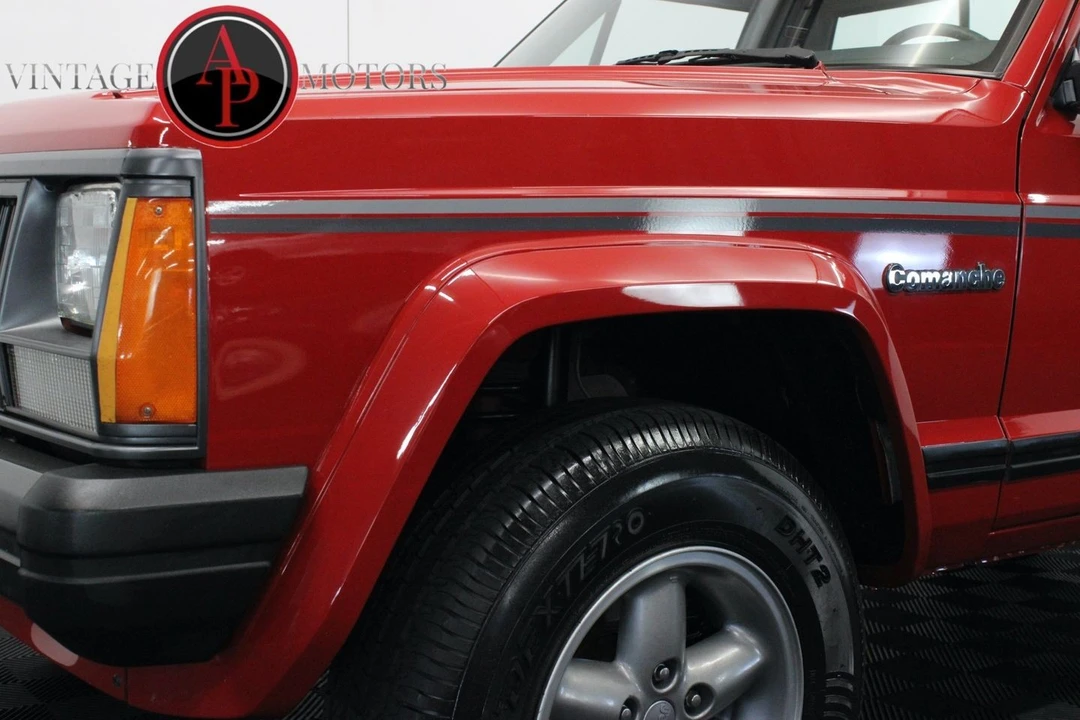 1989 Jeep Comanche - Image 8 of 12