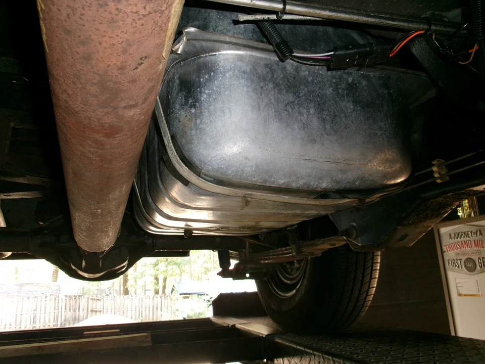 1989 Jeep Comanche - Image 10 of 20