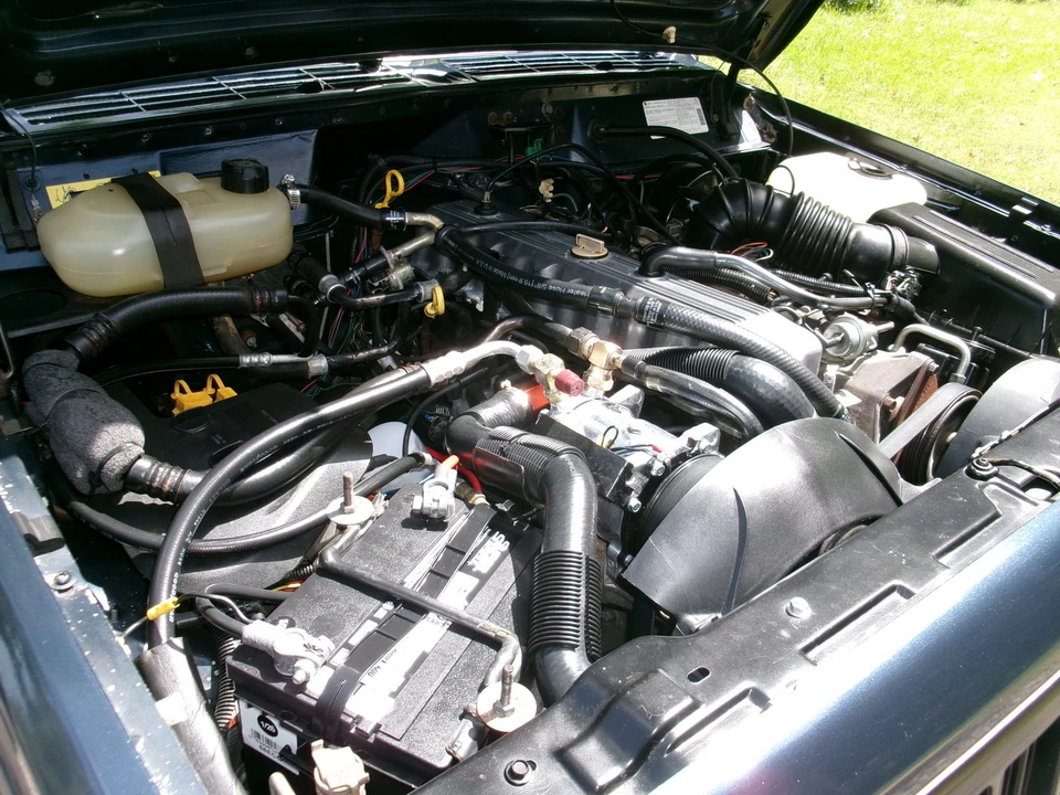 1989 Jeep Comanche - Image 7 of 20