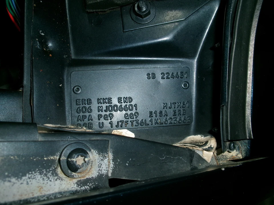 1989 Jeep Comanche - Image 8 of 20
