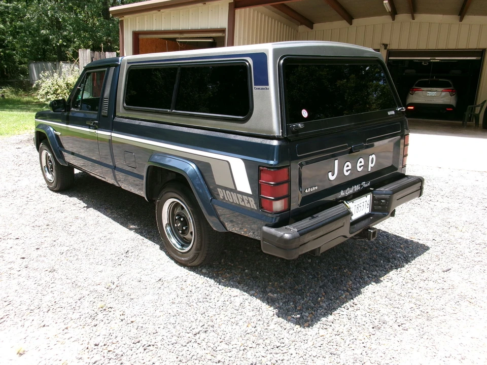 1989 Jeep Comanche - Image 4 of 20