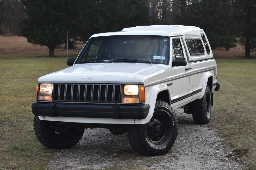 1989 Jeep Comanche - Image 8 of 31
