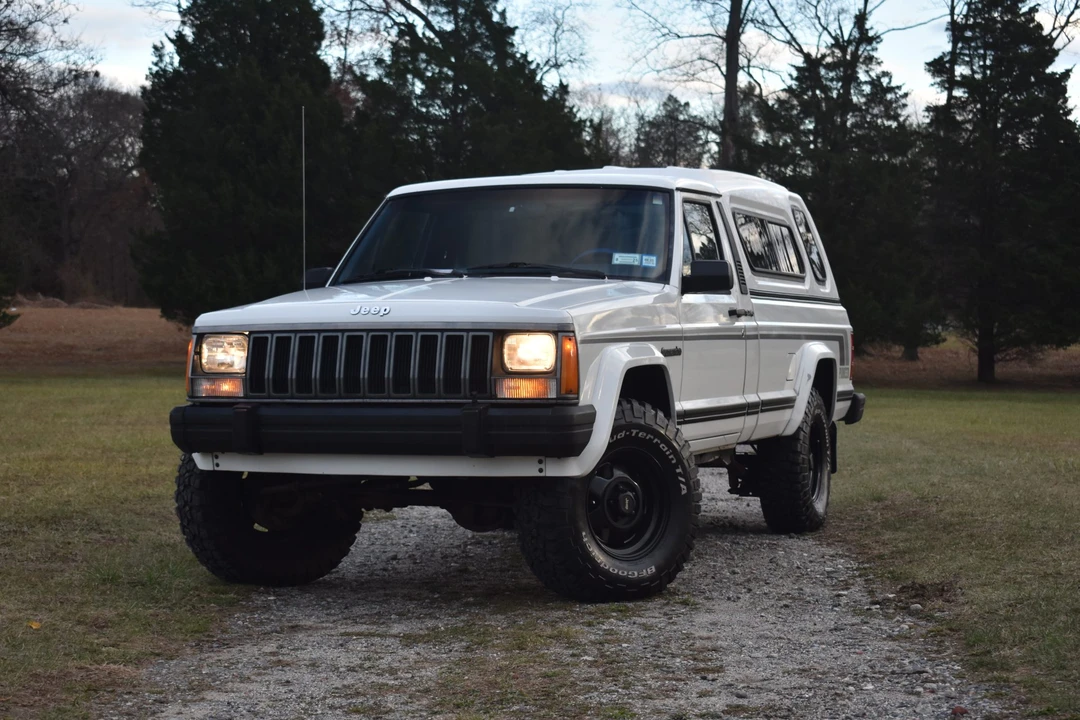 1989 Jeep Comanche - Image 7 of 31