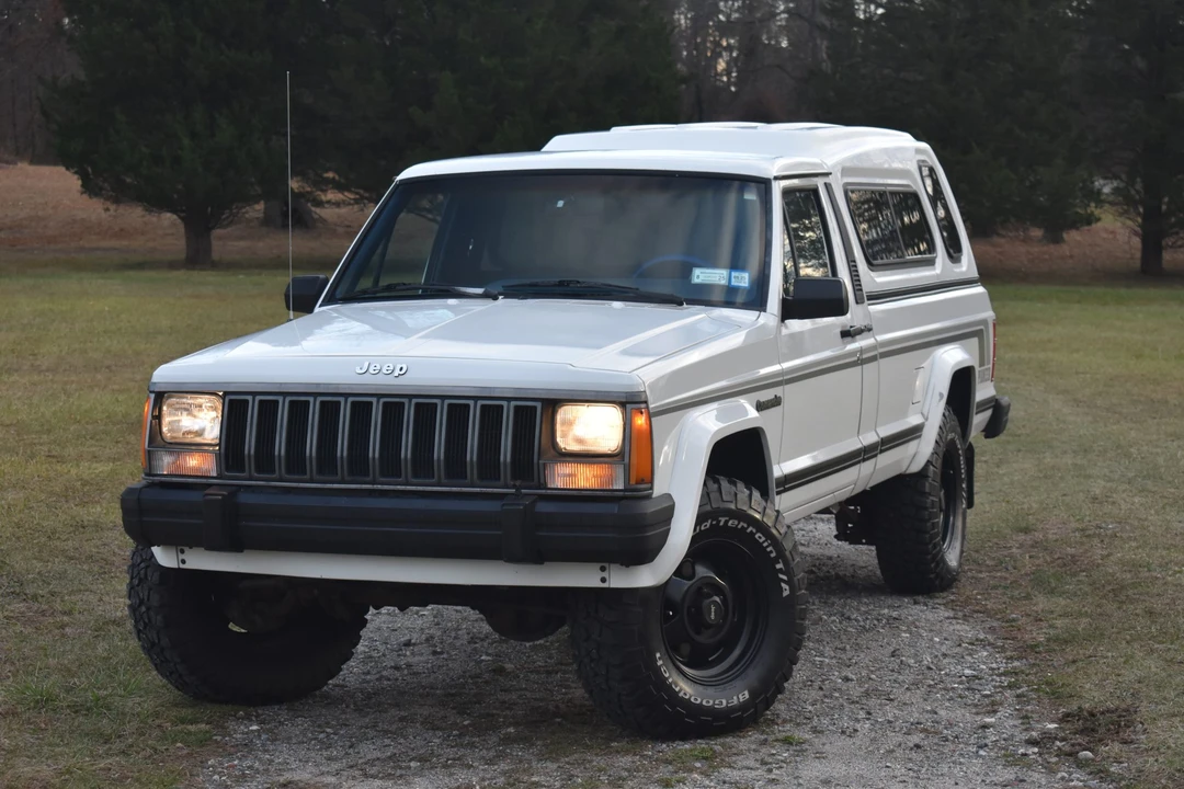 1989 Jeep Comanche - Image 9 of 31