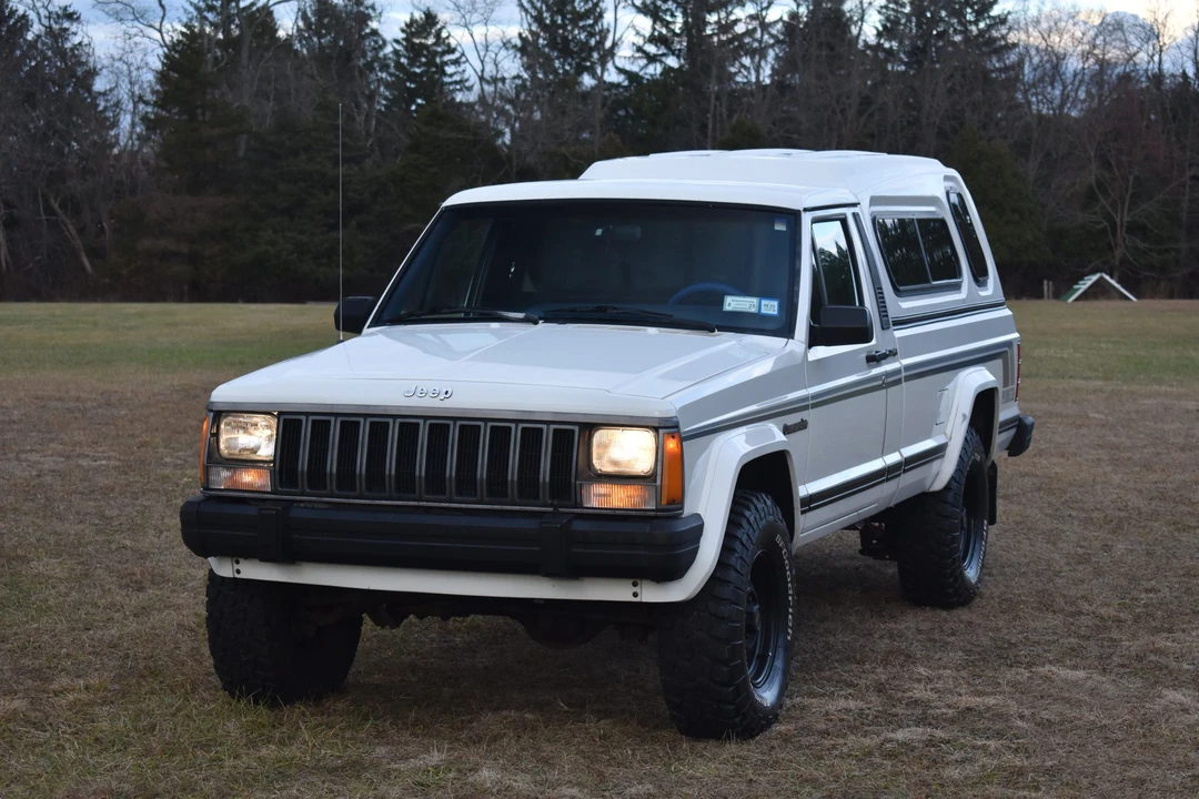 1989 Jeep Comanche - Image 10 of 31