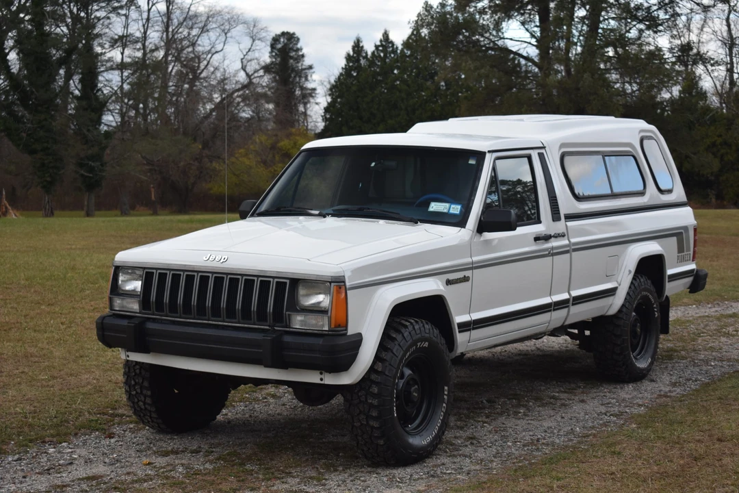 1989 Jeep Comanche - Image 18 of 31